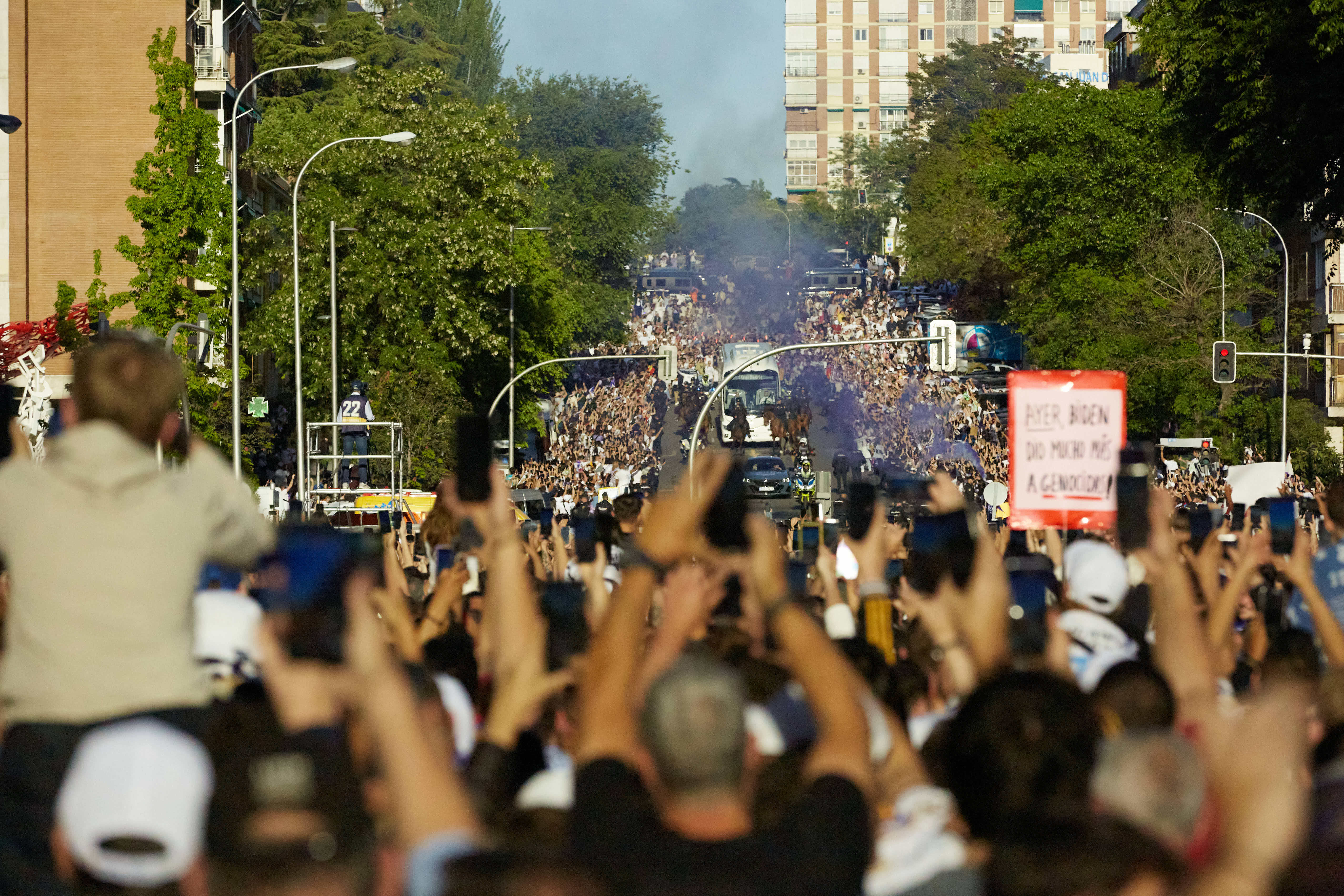 Clásico en Madrid: Emoción y Pasión en el Bernabéu